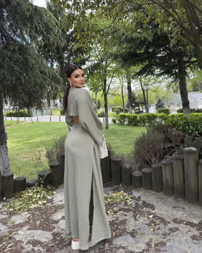 Dvodjelni set Tiana - maslinasti - Slika 4