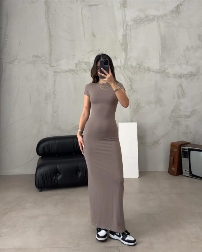 V_Nvl68GLJMT0tKppqhjz haljina