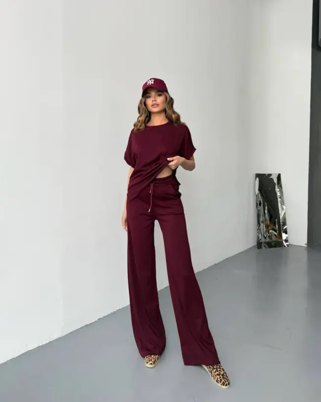 ej7HB4IakYM_1M2V2MrA7 set